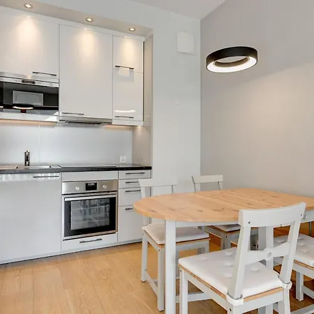 Near The Sea - Free Private Parking Appartement