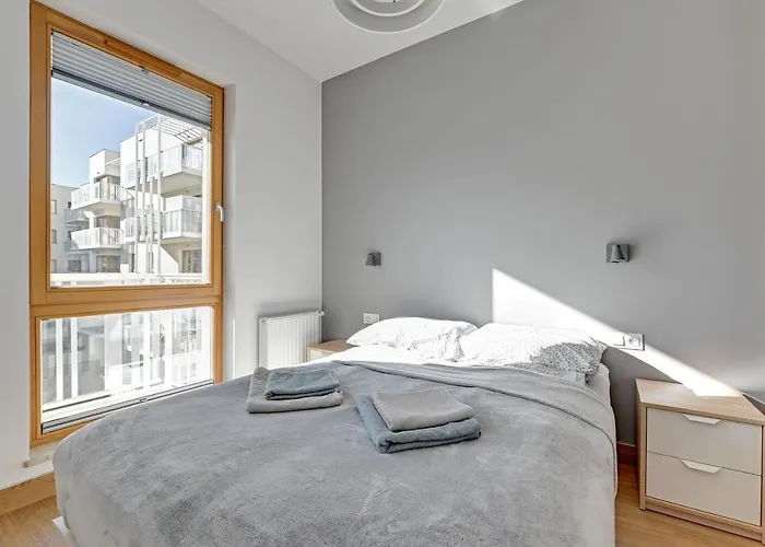 Near The Sea - Free Private Parking