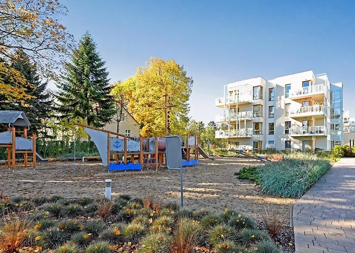Apartment Near The Sea - Free Private Parking *